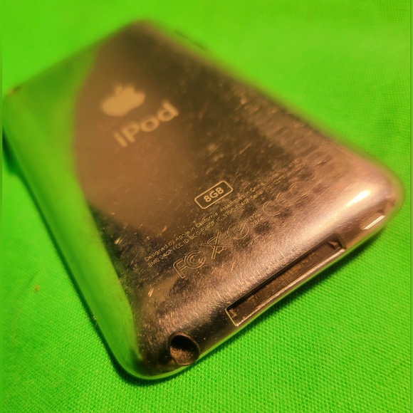 Vintage ipod 8GB Model No A1367 - Picture 6 of 7